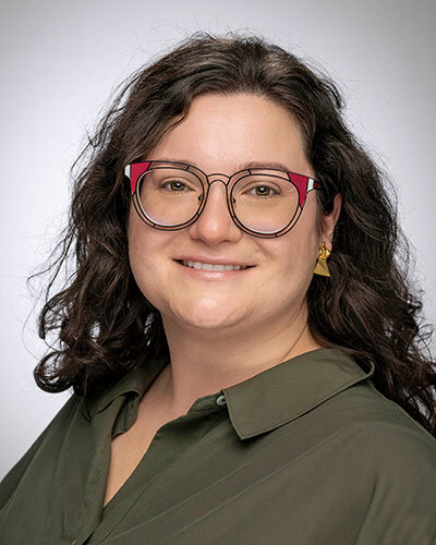 Portrait of Sara Lee Burd, art consultant based in Nashville, Tennessee